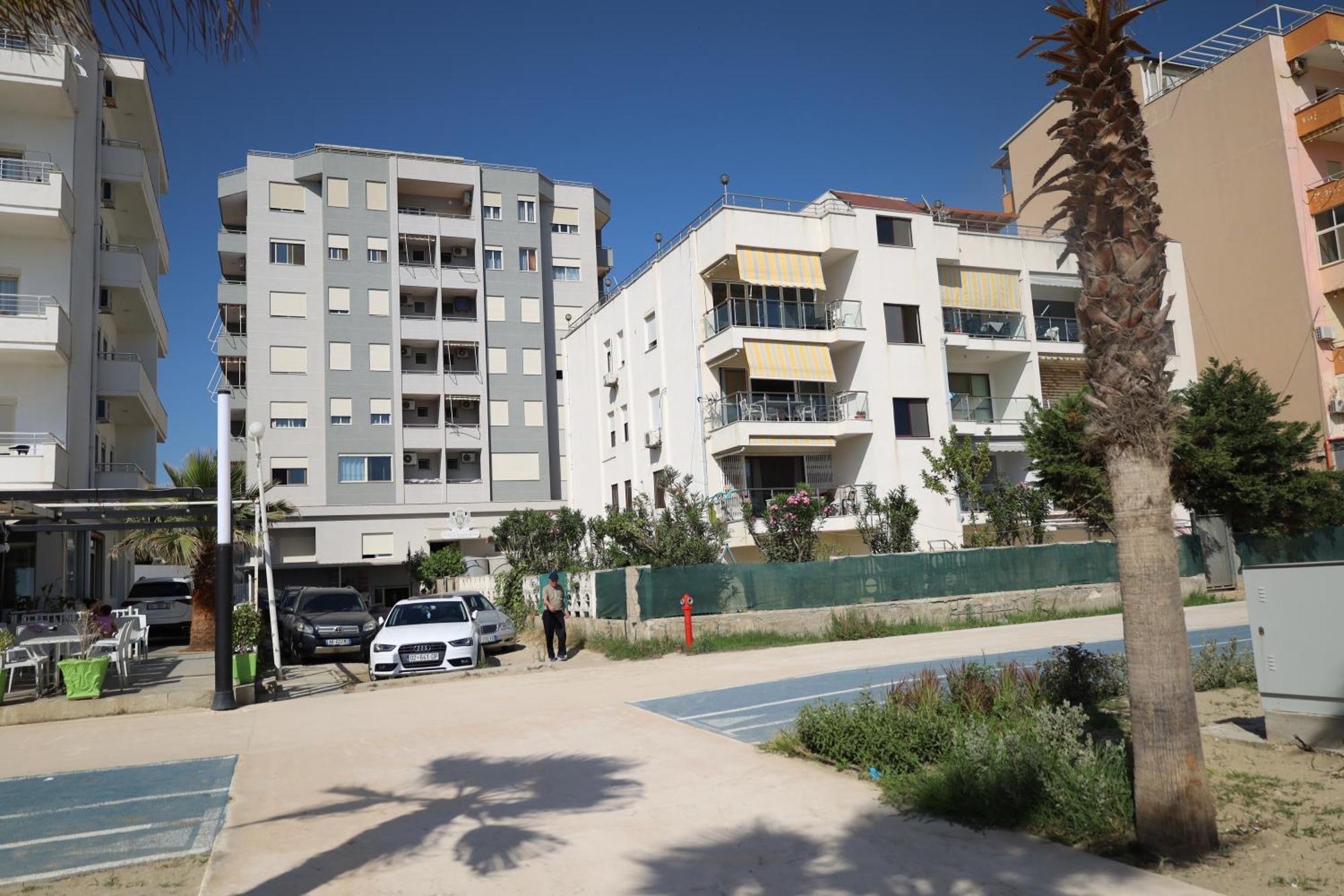 Seaside Apartment Best Durrës 外观 照片